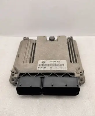 Volkswagen Touareg I Engine control unit/module 070906016F 0281011258 1039S02925