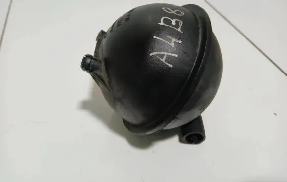 Audi A4 S4 B8 8K Vacuum air tank 054129808