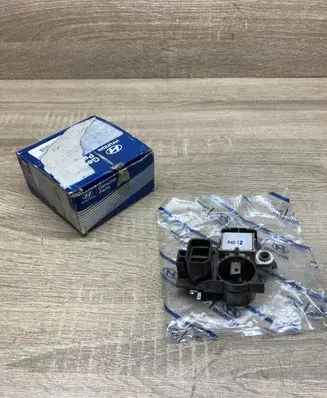 Hyundai Accent Generator/alternator part 3737021320