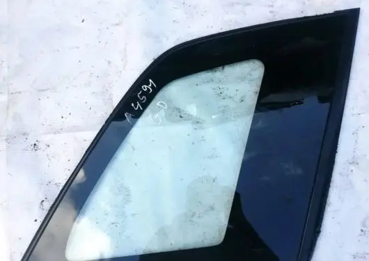 Suzuki Grand Vitara II Rear side window