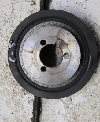 Peugeot 3008 II Crankshaft pulley 1111