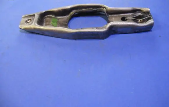 Volkswagen PASSAT B4 Clutch release arm fork 703B