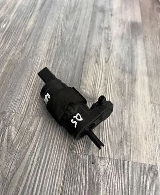 Windscreen/windshield washer pump