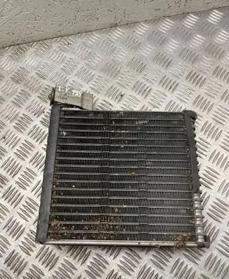 Air conditioning (A/C) radiator (interior)