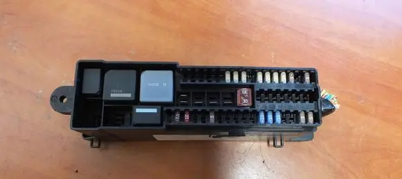 Ford C-MAX II BSM Control unit AV6T-14K131-AD