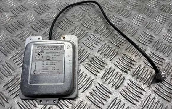 Mercedes-Benz E W212 Headlight ballast module Xenon 5DC00906020 09071721001802 A2129003502