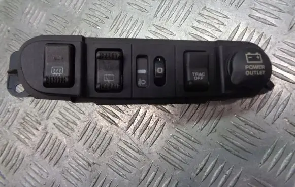 Chrysler PT Cruiser A set of switches 