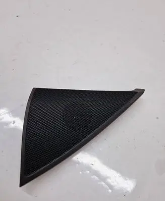 Mercedes-Benz C W204 Side speaker trim/cover A2047200148 106085