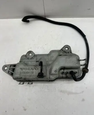 Vacuum air tank