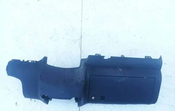 Volkswagen Touareg I Glove box 7l6858904a p0096577