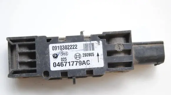 Chrysler 300 - 300C Airbag deployment crash/impact sensor 04671779AC