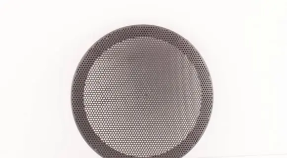 Side speaker trim/cover