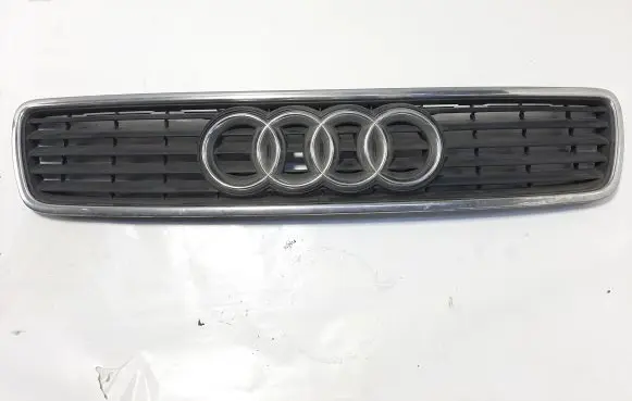 Audi A4 S4 B5 8D Front bumper upper radiator grill 8D0853651E