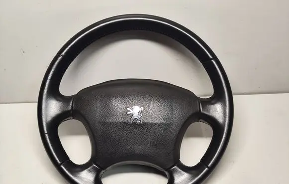 Peugeot 407 Steering wheel