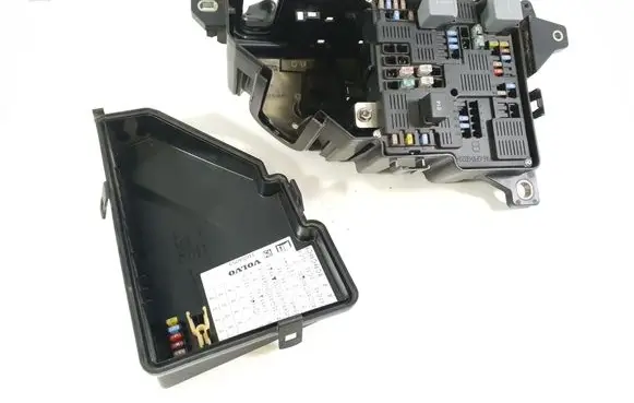 Volvo S60 Fuse module 31473770