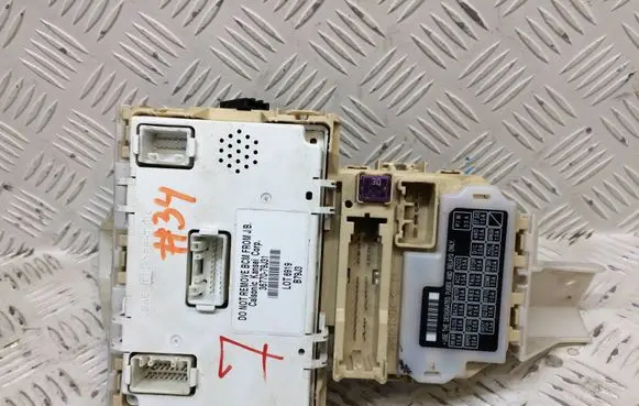 Suzuki SX4 Fuse module 3677079J31 B79J3 LOT6919