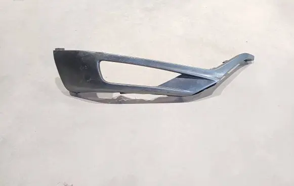 Volvo XC90 Front bumper splitter molding 31383801