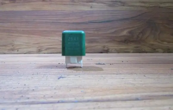 Mazda 626 Other relay 0568002120 z5a1