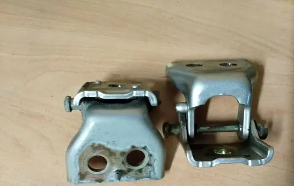 Peugeot 307 Front door hinge set 