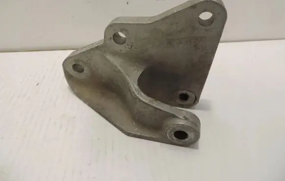 Ford Ecosport Engine mounting bracket