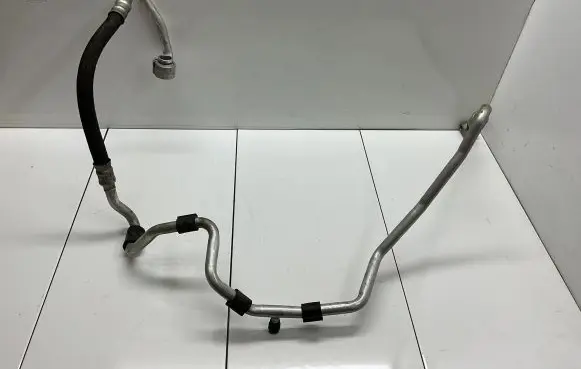 Volkswagen Eos Air conditioning (A/C) pipe/hose 1K0820743BQ