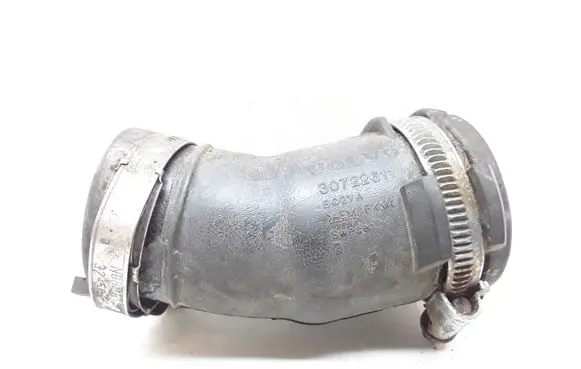 Volvo XC70 Air intake hose/pipe 30722611