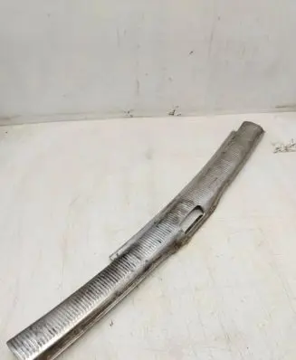 Volkswagen PASSAT B5 Trunk/boot sill cover protection 3B9863459J