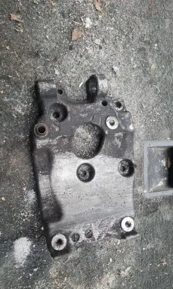 Volvo V60 Engine mounting bracket 9646719580