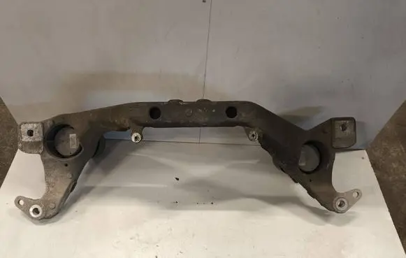 Volkswagen Touareg I Front subframe 7L6199207B AC43200 646876