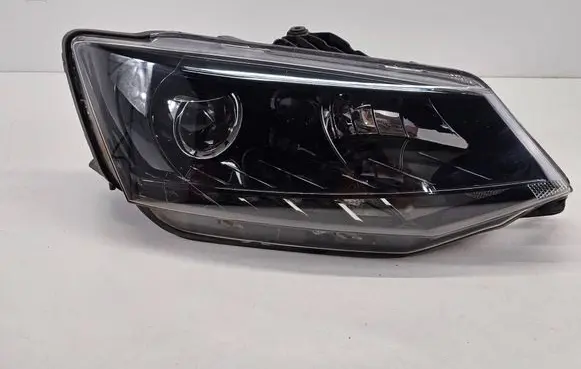 Skoda Fabia Mk3 (NJ) Headlight/headlamp 6V1941016B 1EL01182422