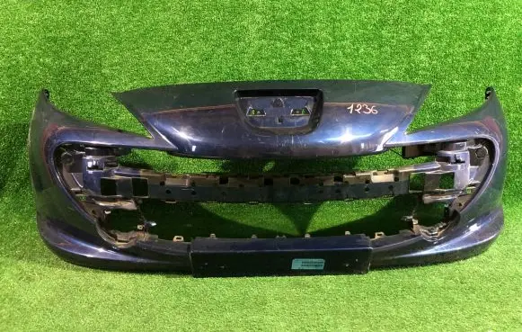 Peugeot 207 Front bumper