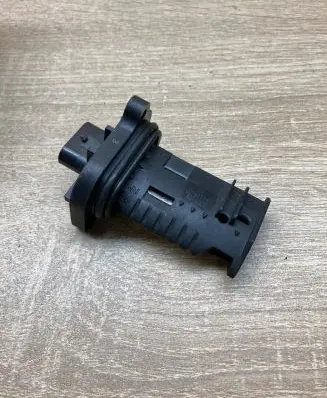 BMW 1 F20 F21 Mass air flow meter 7602038 0280218266