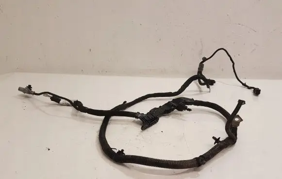 Citroen C4 II Picasso Engine installation wiring loom 9804154480