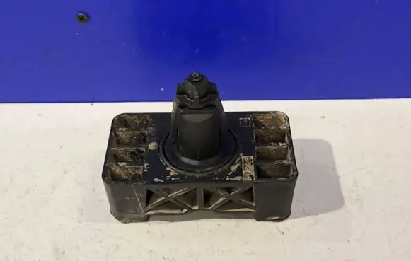 Mercedes-Benz C W204 Jacking socket point A2046900009