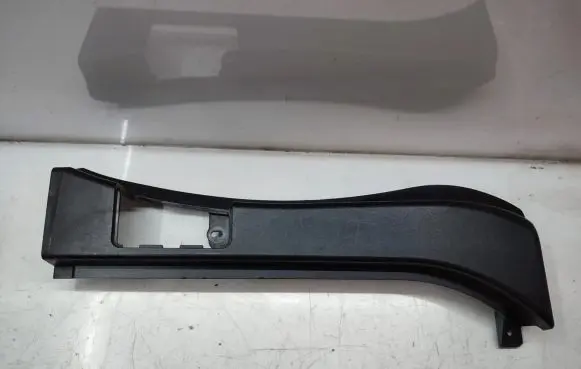 BMW X5 E70 (D) pillar trim (bottom) 7145953