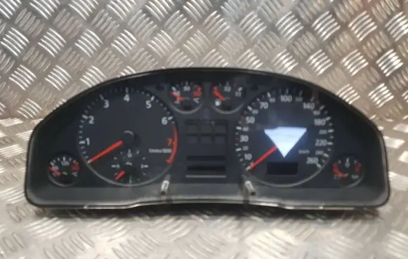 Audi A6 S6 C5 4B Speedometer (instrument cluster) 4B0919860A