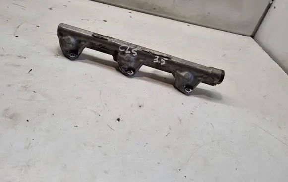 Mercedes-Benz CLS C219 Fuel main line pipe A2720705032