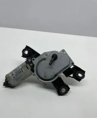 Volkswagen PASSAT B7 Rear window wiper motor 3C9955711A 53032812 248634895