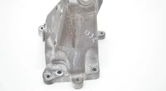 Mercedes-Benz SL R231 Engine mounting bracket A2762230504