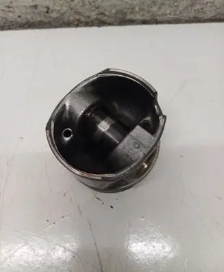 Audi A4 S4 B9 Piston 81L155 CNH