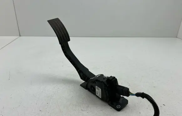 Ford Kuga II Accelerator throttle pedal CV619F836GB