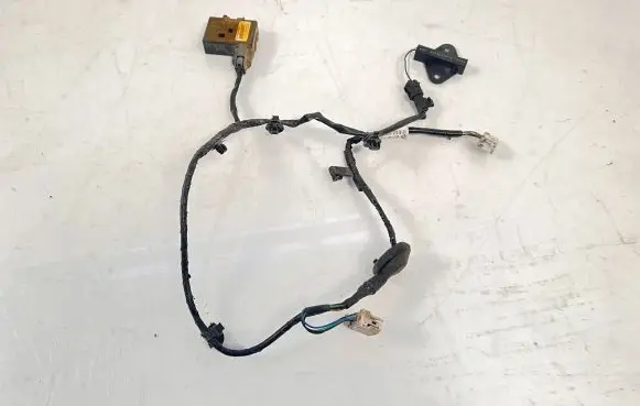 Mitsubishi Outlander Keyless system antenna 8637A176 8637B115