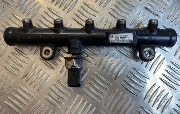 Ford S-MAX Fuel main line pipe 9681649580 06639002620