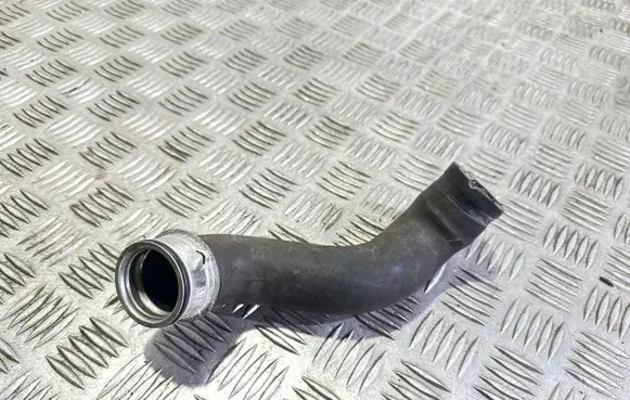 Mercedes-Benz E W211 Engine coolant pipe/hose A2115011282