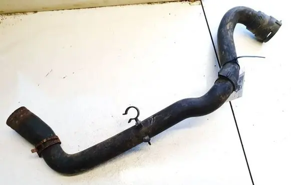 Intercooler hose/pipe