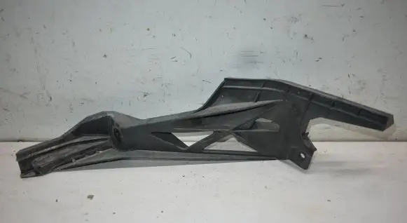 Chrysler Town u0026 Country V Headlight/headlamp mounting bracket 68084829AA
