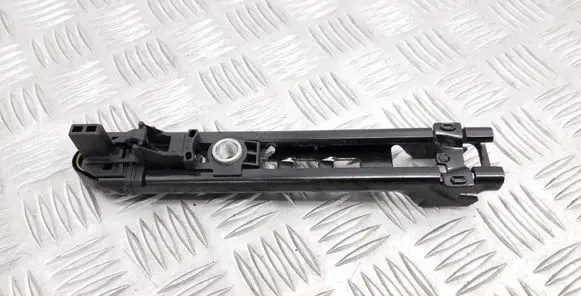 Skoda Octavia Mk2 (1Z) Seat belt adjustment motor 5K0857819