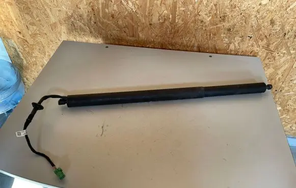 Opel Grandland X Tailgate/trunk strut/damper 9828629680
