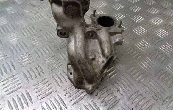 Renault Megane II EGR valve cooler bracket 