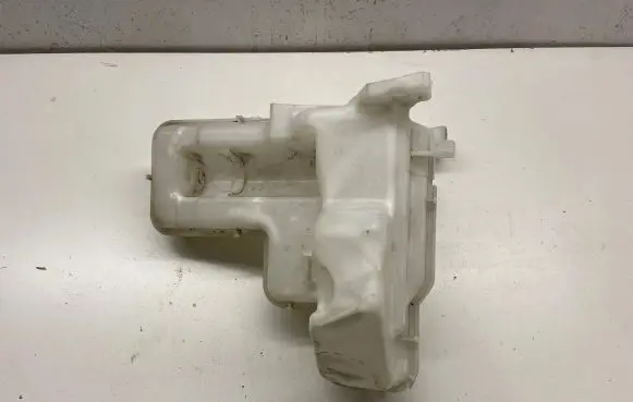 Skoda Fabia Mk4 (6VA) Windshield washer fluid reservoir/tank 2q0955453